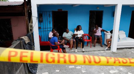 En lugar de alimentos, habitantes de Quibdó, en Colombia, piden materiales de construcción. EFE/M. Dueñas