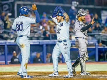 Los Albiazules reaccionan a tiempo y alargan su estancia en los playoffs. CORTESÍA