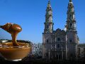 Mientras otras recetas populares se elaboran con leche de cabra, en este municipio jalisciense el ingrediente base es la leche de vaca pura de la región. ESPECIAL / EL INFORMADOR y CANVA