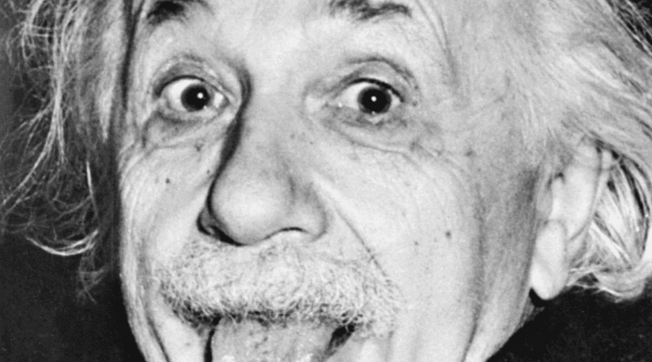 Los biógrafos de Albert Einstein aseguran que su filosofía de trabajo se basaba en la experimentación constante y la repetición sistemática. AFP / ARCHIVO