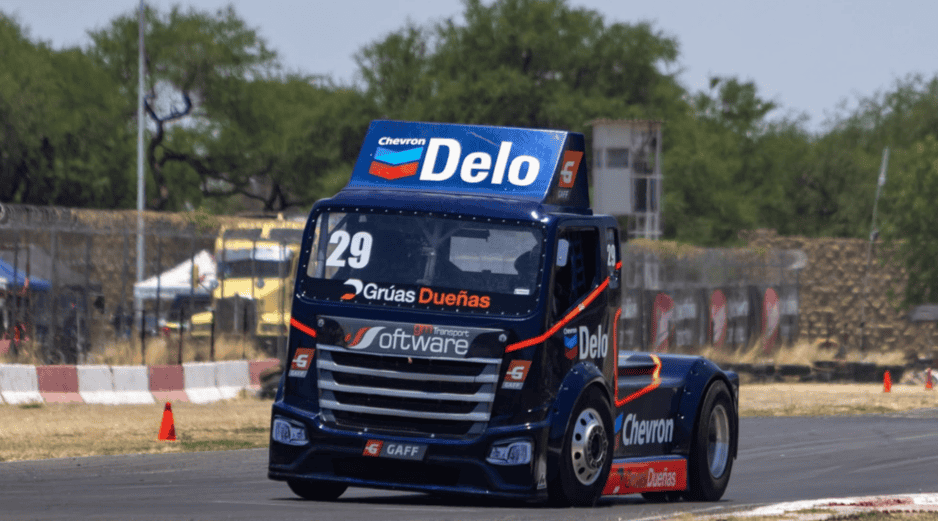 Dueñas finalizó segundo en la primera práctica con un tiempo de 1:59.094 y cuarto en la segunda sesión al registrar 1:56.891, manteniéndose entre los pilotos más rápidos de la jornada. Cortesía/Súper Copa