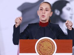Las palabras de Sheinbaum llamaron la atención porque el peso avanzó por cuarto día consecutivo frente al dólar estadounidense y rompió el nivel de las 17 unidades. EFE/M. Guzmán