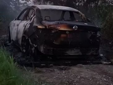 Dos de los cuerpos se encontraban en el área de la cajuela y uno más en el asiento de atrás del vehículo. ESPECIAL
