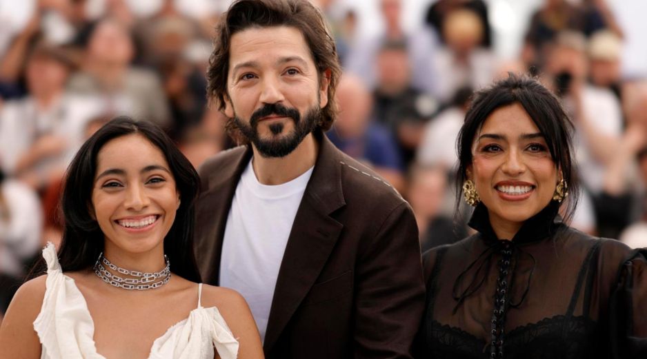 El cine “no tiene por qué ofrecer soluciones, pero sí debe abrir un espacio donde podamos observar aquello de lo que huimos desde una perspectiva diferente”, declaró Diego Luna. EFE / ARCHIVO