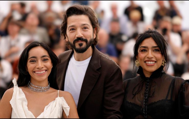 El cine “no tiene por qué ofrecer soluciones, pero sí debe abrir un espacio donde podamos observar aquello de lo que huimos desde una perspectiva diferente”, declaró Diego Luna. EFE / ARCHIVO