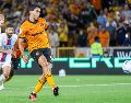 Raúl Jiménez vuelve al Wolverhampton tras recuperar su mejor versión y con el reto de devolver al club a la Premier League. AFP.
