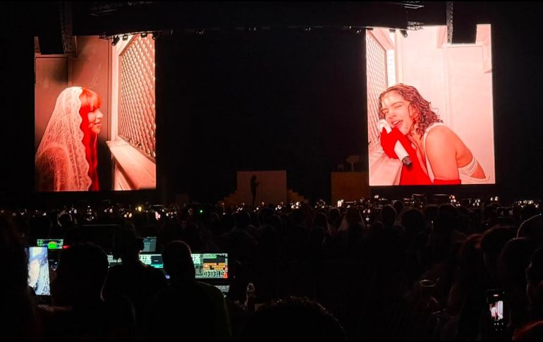 Yeri Mua se robó el show durante el concierto de Rosalía en la Arena VFG de Guadalajara. En el segmento del confesionario, la influencer relató una tóxica historia de amor que dejó a la cantante española y al público completamente atónitos. EL INFORMADOR/H. Navarro