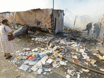 Se redujo a escombros el  mercado de libros de la capital ucraniana. EFE