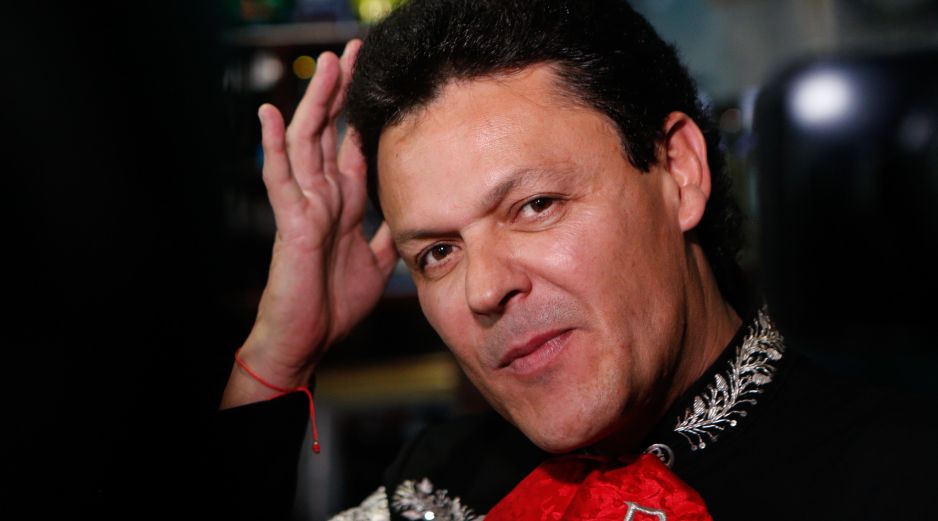 El intérprete de música vernácula atraviesa una nueva etapa profesional con el Ave Fénix Tour, una gira que lo llevará por diferentes escenarios de México y Estados Unidos. EL INFORMADOR/ARCHIVO