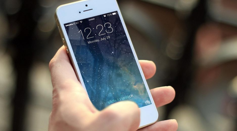Si tu línea móvil fue suspendida por no registrar tu CURP, aún podrás recibir la alerta sísmica gracias a la tecnología Cell Broadcast. ESPECIAL/PEXELS
