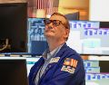 La semana pasada, el S&P 500 y el Nasdaq acumularon ganancias, pero esta nueva semana comenzó con pesimismo. EFE/S. Yenesel