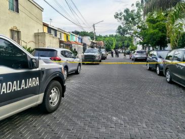La Policía Municipal de Guadalajara informó que recibió el reporte de detonaciones de arma de fuego en la zona. ESPECIAL.