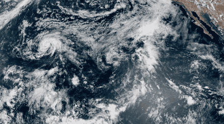 A medida que el sistema se aleja, las labores de recuperación han comenzado a tomar forma con el apoyo de diversas dependencias. NOAA (Oficina Nacional de Administración Oceánica y Atmosférica)