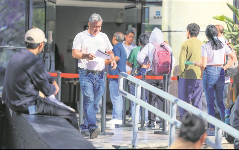 El Gobierno federal buscará reforzar la recaudación mediante las acciones del SAT. EL INFORMADOR/ A. Navarro