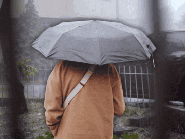 Suspenden Tren Ligero por lluvia sabatina en la ZMG; hay inundaciones y cierres viales