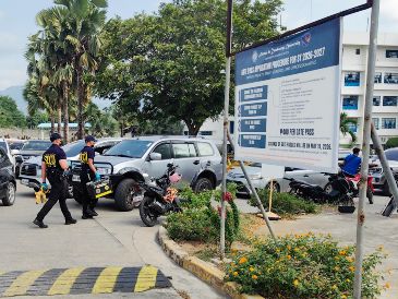El tiroteo tuvo lugar en la escuela católica Ateneo de Zamboanga, que suspendió las clases durante dos días, mientras colabora con las autoridades en las primeras investigaciones. EFE/L. CASTILLO