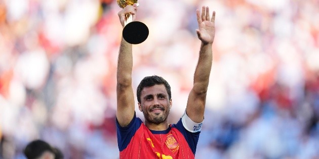 Barcelona hace oficial el fichaje de Rodri tras ser campeón del Mundial 2026 con España