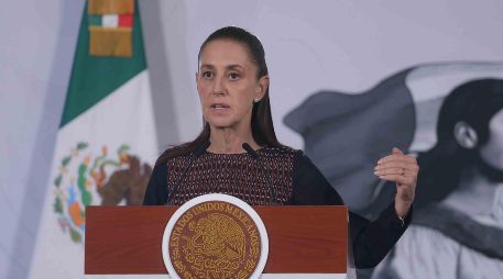 Sheinbaum aseguró que la intención de la funcionaria era ejemplificar cómo las redes sociales amplifican las notas y crean tendencias falsas. SUN/G. Pano