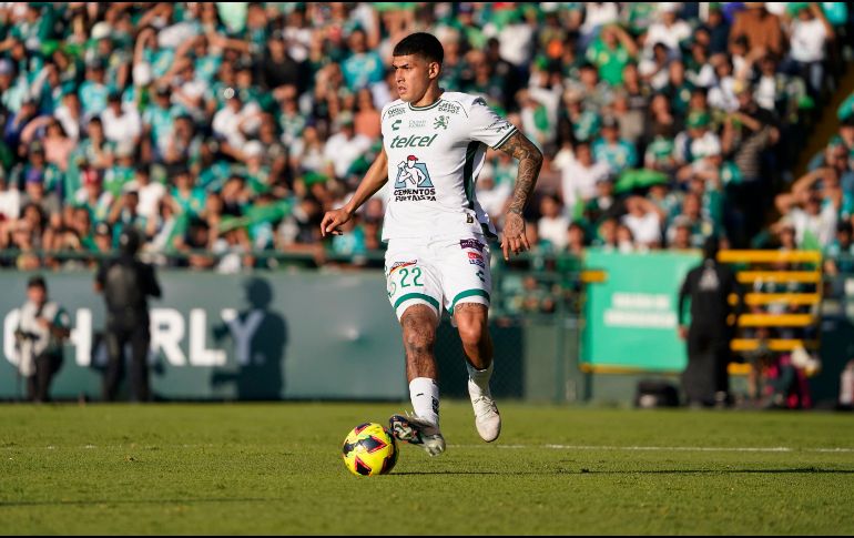 Con Adonis Frías, Hernán Crespo tendrá otro defensa central para competir por un lugar en una zona donde también aparecen Manuel Capasso, Juan José Sánchez Purata y Rodrigo Schlegel. IMAGO7