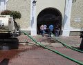 Ante el corte, el Ayuntamiento de Tlaquepaque abasteció mediante pipas el aljibe del Centro, con capacidad de 50 mil litros, y los ocho tinacos del inmueble. ESPECIAL/Ayuntamiento de Tlaquepaque