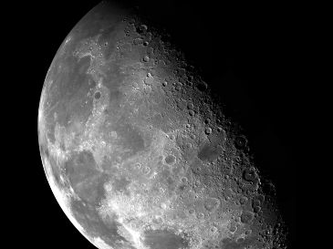 El orbitador lunar Danuri de Corea del Sur fue el primera en llegar a la zona para transmitir fotos. UNSPLASH