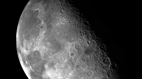 El orbitador lunar Danuri de Corea del Sur fue el primera en llegar a la zona para transmitir fotos. UNSPLASH