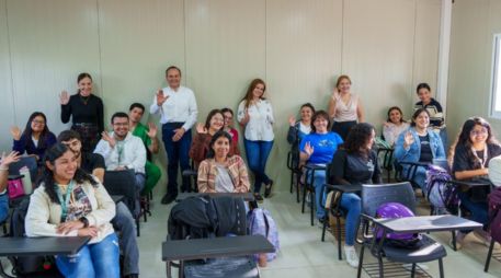 Ayer, 606 estudiantes comenzaron una nueva etapa de formación profesional en el Centro Universitario de Chapala. CORTESÍA