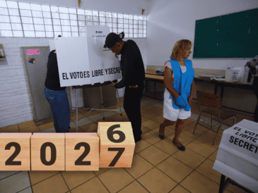 "A dos los acabamos de impulsar para que los nombren. Vienen las elecciones del 2027 y van a ser tiempos muy críticos: requerimos su lealtad total", fue el planteamiento desde Palacio Nacional; señala Loret. EL INFORMADOR / ARCHIVO