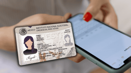 Descubre si puedes perder tu número de celular por no registrarlo en México. ESPECIAL/Canva/INE