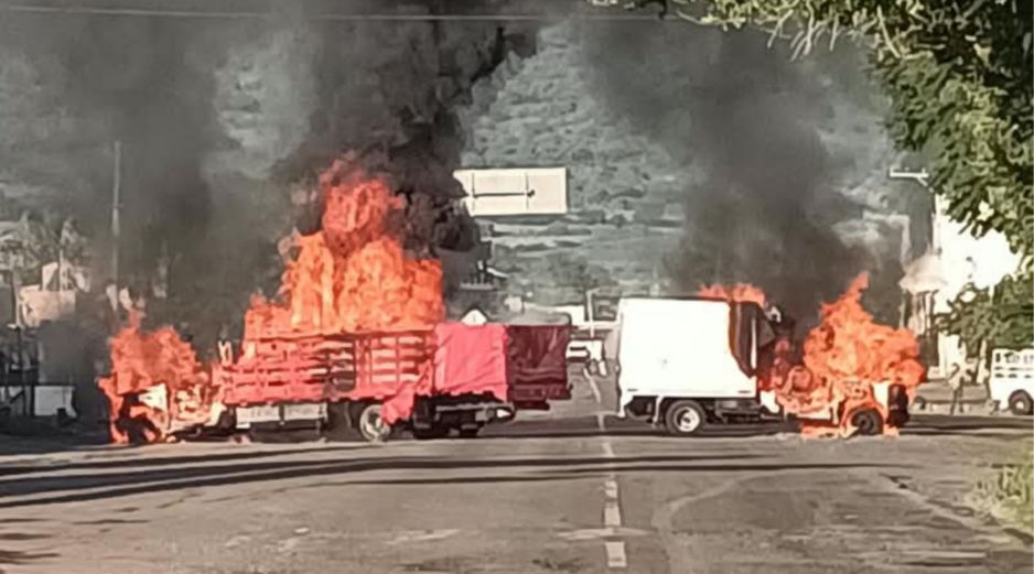  Héctor Chávez, gerente operativo de Office School, explicó que la mercancía había sido cargada apenas anoche en Jalisco y tenía como destino la comunidad de El Rosario. ESPECIAL.