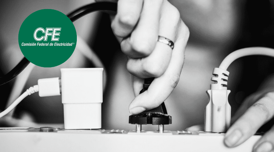 Para proteger tu patrimonio, la primera y más importante recomendación es desconectar todos los aparatos electrónicos sensibles antes de que inicie el corte programado. CANVA