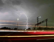 Las lluvias más intensas pueden venir acompañadas de descargas eléctricas y la posibilidad de caída de granizo. SUN/V. Rosas