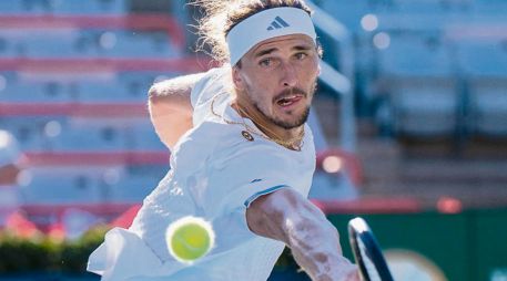 Alexander Zverev. El número tres del mundo quedó fuera del torneo de Cincinnati al desperdiciar una bola de partido en los octavos de final. EFE
