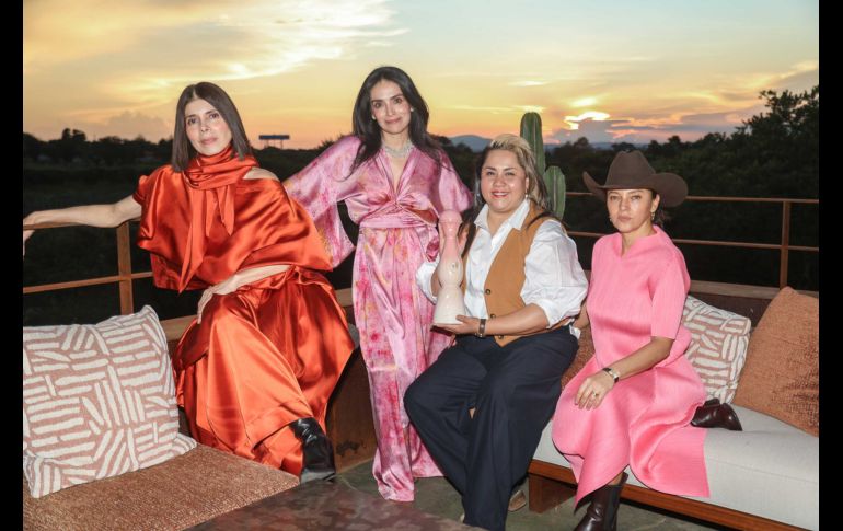 Ely Guerra, Sagrario Miranda, Vivir Quintana y Sara Maldonado. GENTE BIEN JALISCO / Revista del 21 de agosto 2026