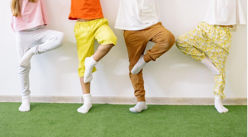 La edad exacta de inicio de la pubertad depende de múltiples factores, incluyendo los antecedentes familiares, la nutrición y el sexo del menor. ESPECIAL / CANVA