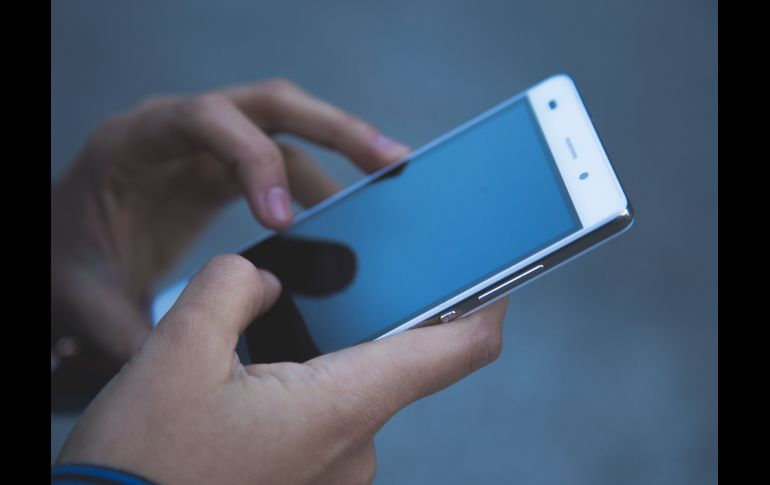 Como parte del proceso de conexión y desconexión, más de dos millones 350 mil líneas que fueron suspendidas en este bloque se reactivaron. ESPECIAL/PEXELS