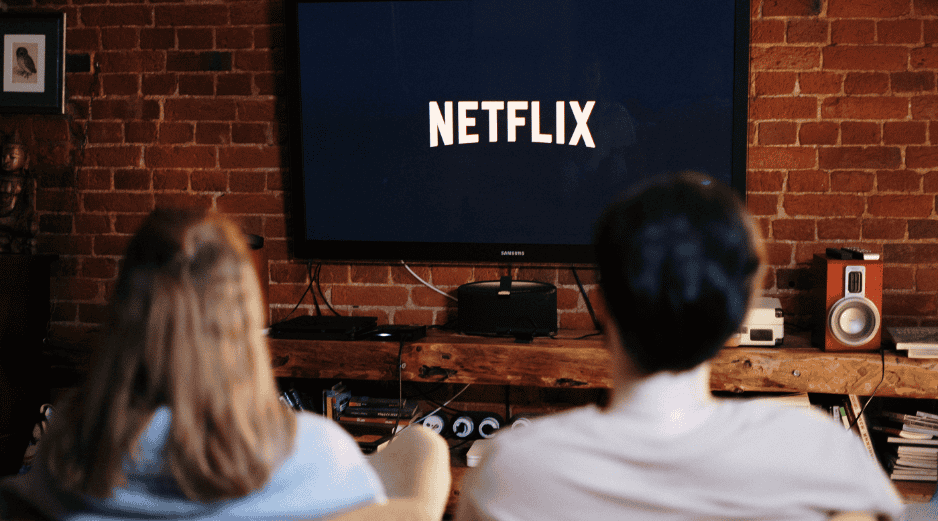 Entre las novedades más comentadas por los usuarios en redes sociales, destacan las continuaciones de sagas exitosas y las adaptaciones literarias de alto perfil. CANVA