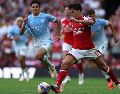 Arsenal inicia la defensa del título, mientras Manchester City, Liverpool y Manchester United afrontan una nueva etapa en busca de protagonismo. AFP/ ARCHIVO.