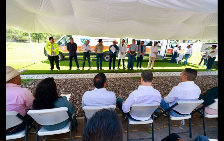 El evento de entrega de ambulancias se llevó a cabo en el municipio de Chimaltitán. ESPECIAL/Pablo Lemus