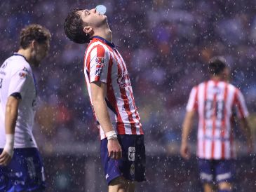 La versión sobre un distanciamiento con Gabriel Milito contrasta con lo señalado por personas cercanas al futbolista, que descartan cualquier conflicto entre ambos. IMAGO7/D. Alducin