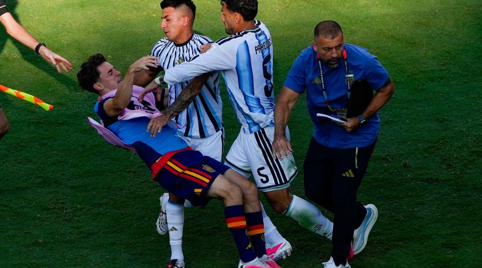 Las disposiciones forman parte de las medidas adoptadas por la FIFA después del análisis de los casos relacionados con incidentes ocurridos durante la Copa Mundial 2026. AP / ARCHIVO