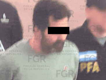 Fernando "N" es un excontralmirante de 47 años de edad retirado de la Secretaría de Marina (Semar). EFE / FISCALÍA GENERAL DE LA REPÚBLICA