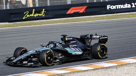 Russell tendrá la posición privilegiada para el primer Sprint que disputa Zandvoort en su historia. EFE / S. van der Wal