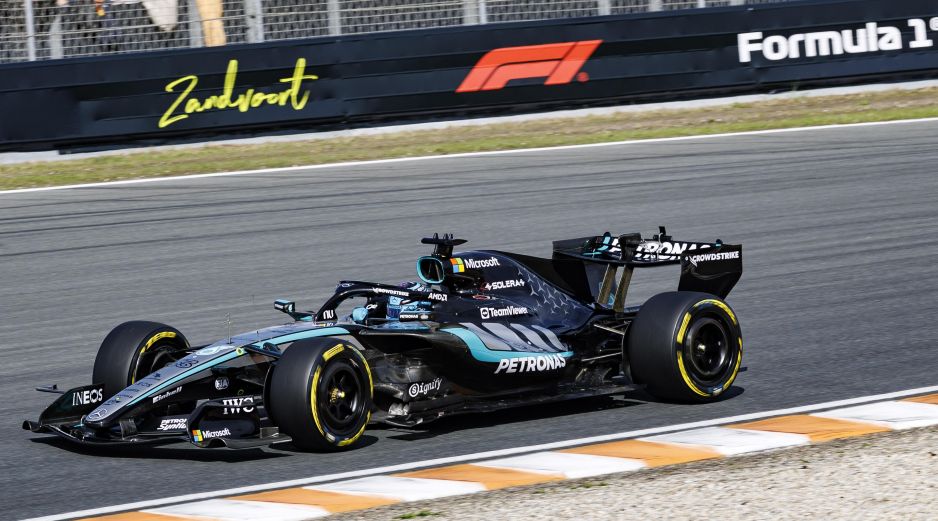 Russell tendrá la posición privilegiada para el primer Sprint que disputa Zandvoort en su historia. EFE / S. van der Wal