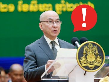 King Norodom Sihamoni  monarca constitucional, jefe de Estado del Reino de Camboya, durante un espacio público. EFE / EPA / KITH SEREY
