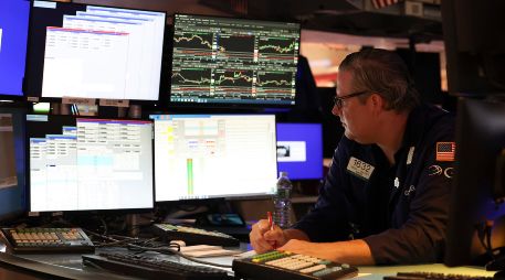 Las tensiones en Medio Oriente y un temor cada vez más intenso por la inflación marcaron el ritmo de Wall Street en la penúltima semana de agosto. EFE/S. Yenesel