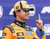 Pese al dominio mostrado por Mercedes en los dos días de actividad en Países Bajos, Lando Norris, de McLaren, saldrá desde el primer lugar en la carrera principal este domingo. EFE / EPA / S. Koning