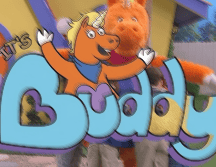 Con una duración aproximada de 95 minutos, Buddy busca combinar terror, comedia y una estética deliberadamente inspirada en la televisión infantil de décadas pasadas. ESPECIAL/YouTube/Saban Films