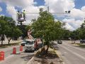 Durante las próximas semanas se instalará también el señalamiento preventivo en tres puntos restantes, completando el corredor Lázaro Cárdenas-Carretera. ESPECIAL