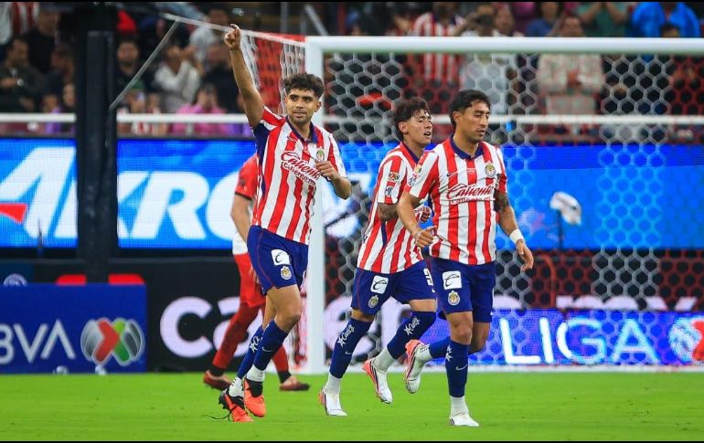 El Guadalajara hiló su segunda victoria y dejó señales de recuperación tras imponerse con autoridad a Xolos en el Estadio AKRON. EL INFORMADOR/ J. ACOSTA.
